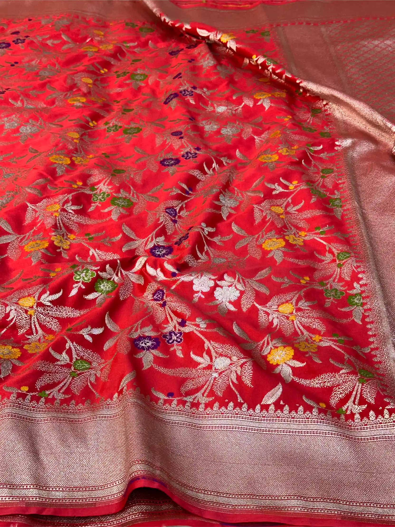 Bridal Red Mashru Katan Silk Meenakari Intricate Weave Banarasi Saree - Image 3