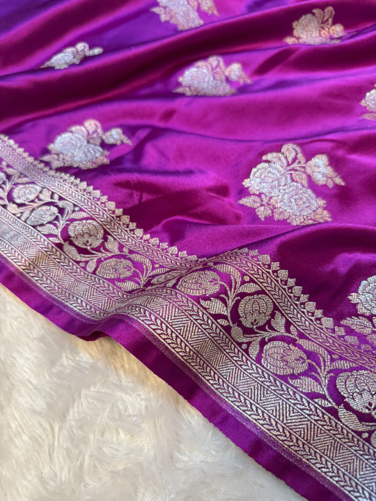 Bright Purple Mashru Katan Silk Intricate Meenakari Buta Weave Banarasi Saree - Image 3