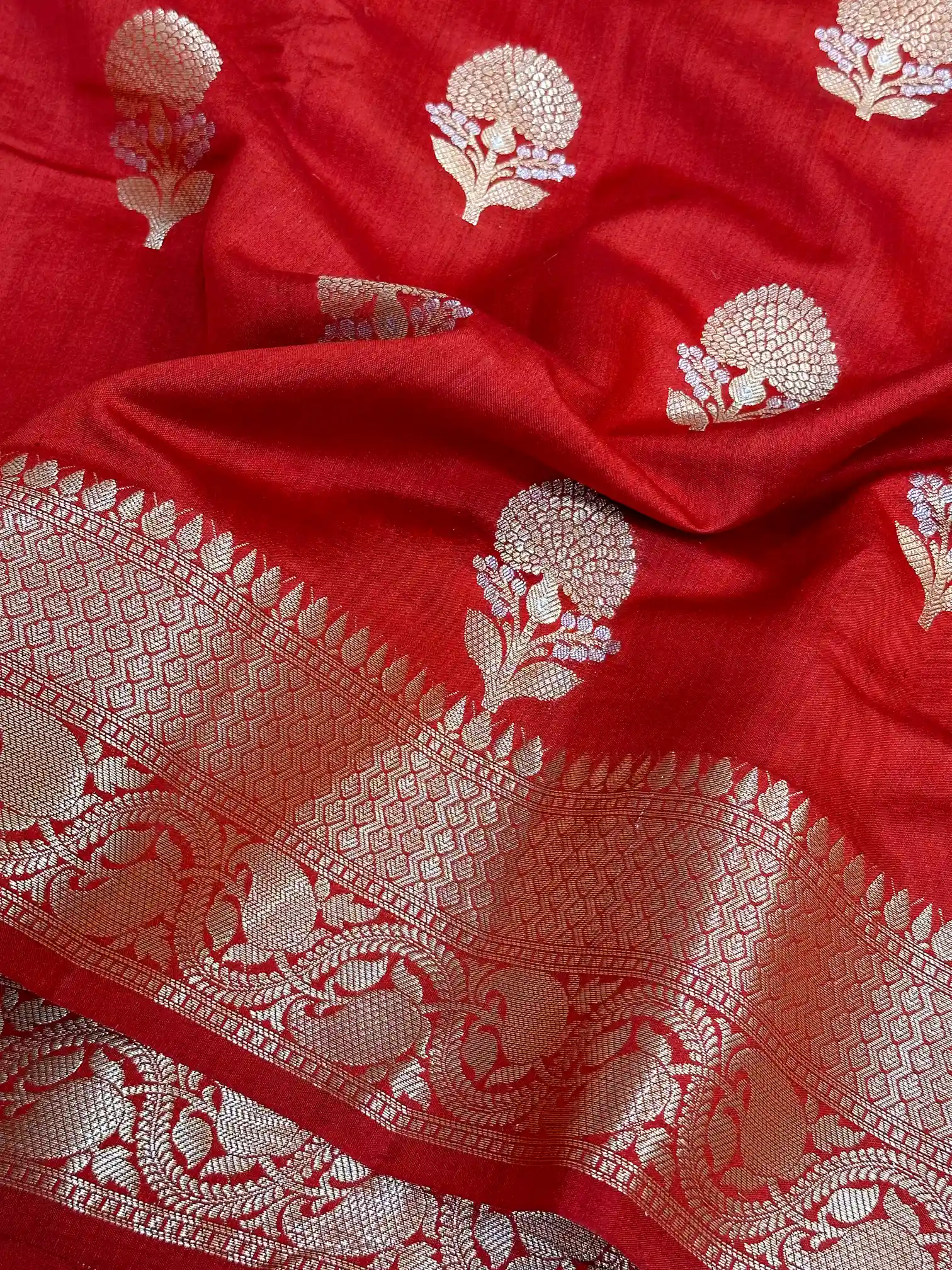 Dark Red Chiniya Silk Traditional Banarasi Saree - Image 5