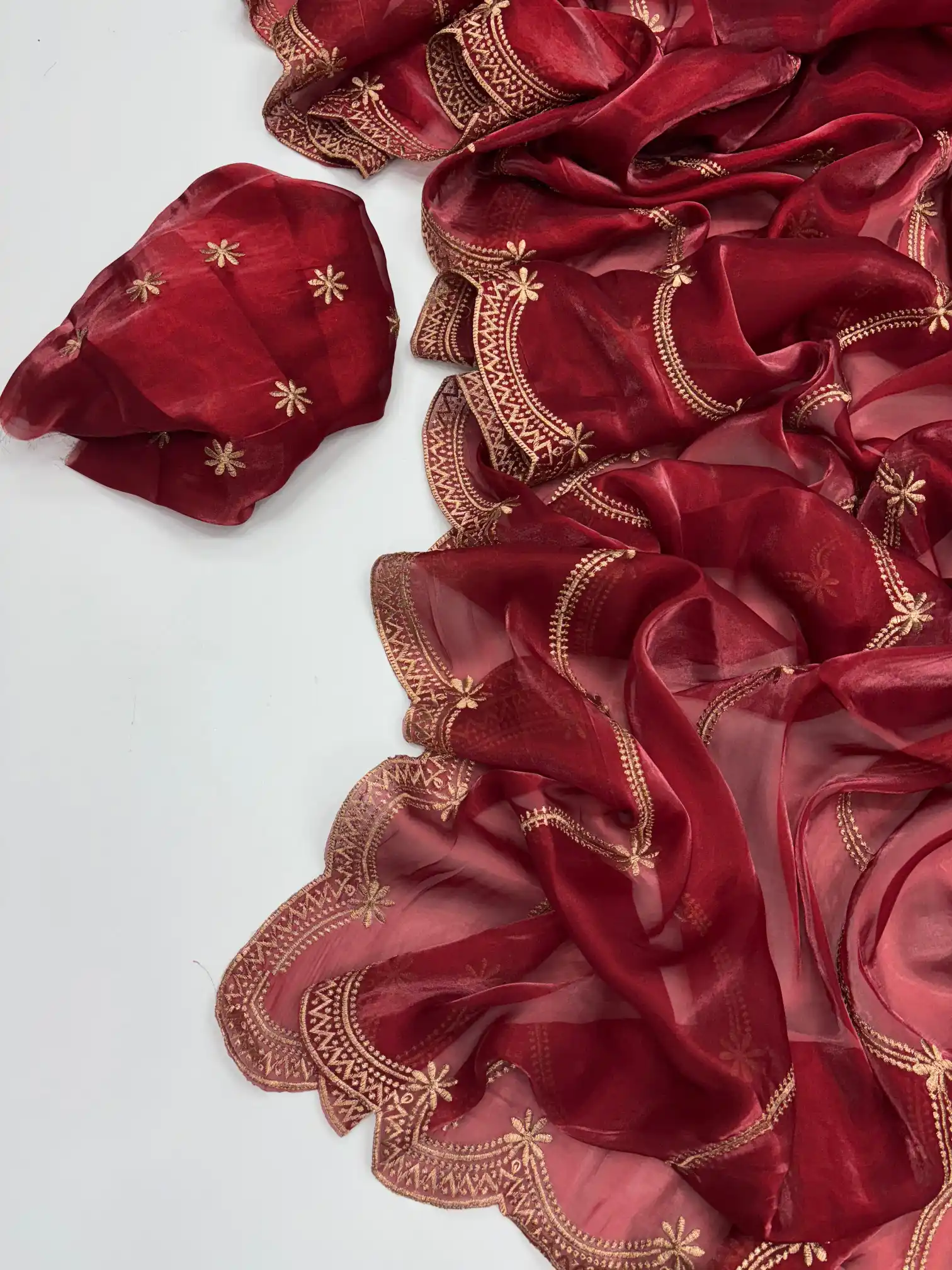 Deep Carmine Shimmery Tissue Silk Saree with Lace Work - Image 3