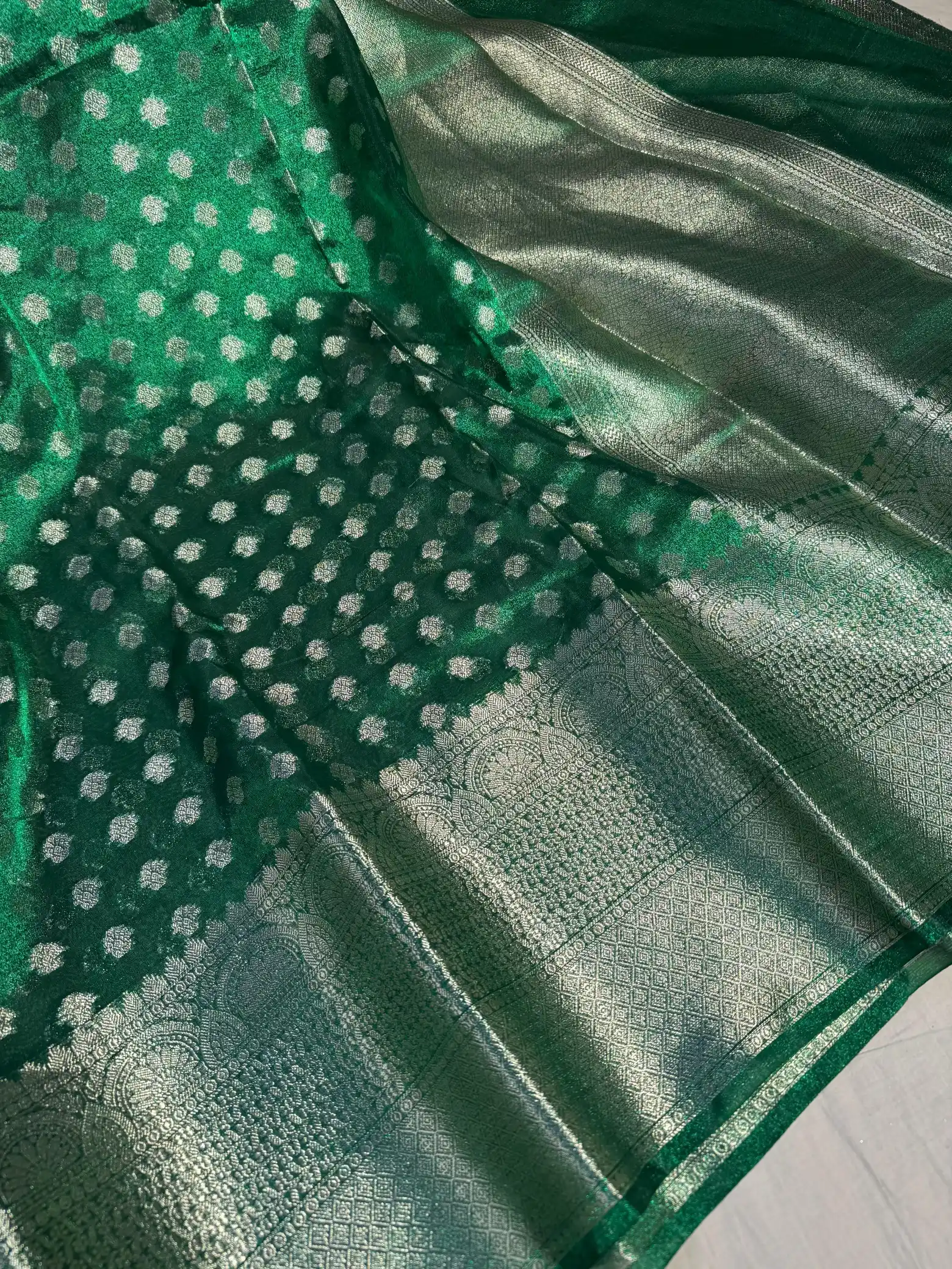 Fairytale Emerald Green Tissue Silk Saree with rich pallu and blouse - Image 2