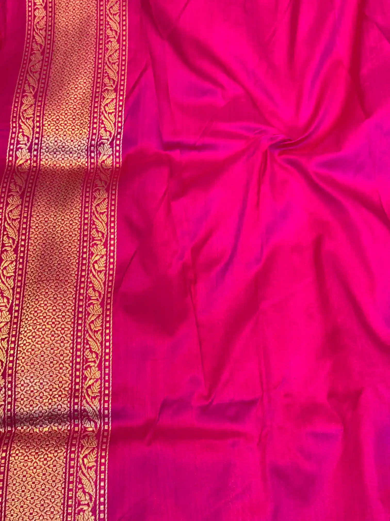 Handweaved Pure Katan Eccentric Banarasi Saree - Image 7