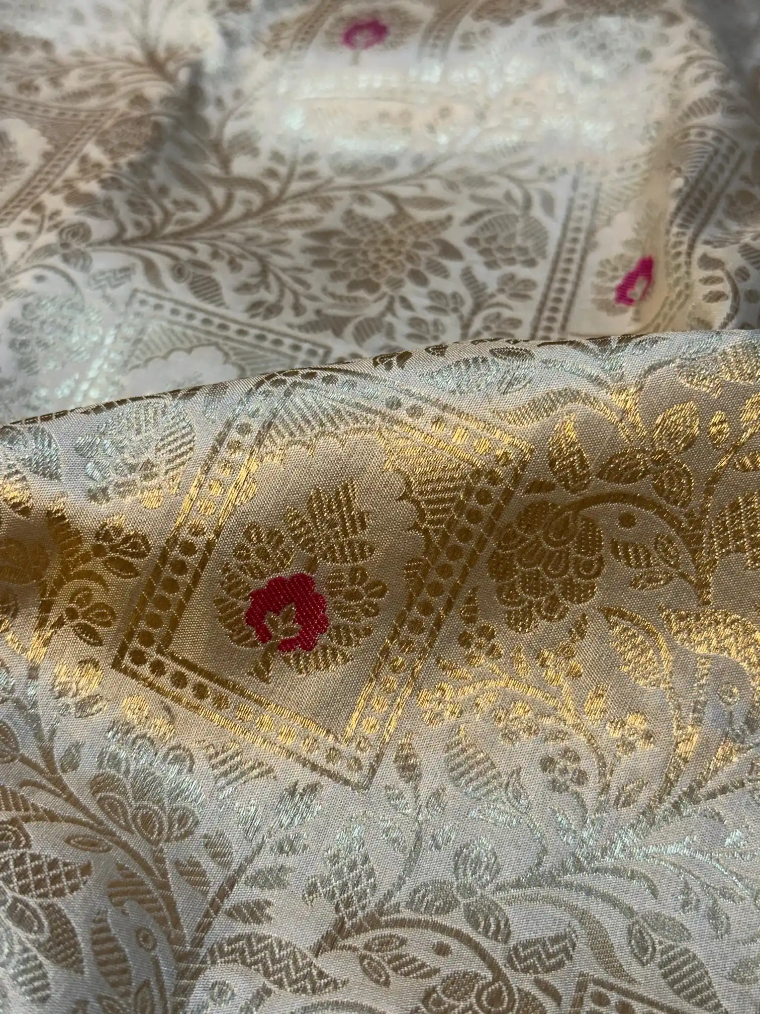 Ivory Pure Katan Silk Banarasi Saree - Image 2