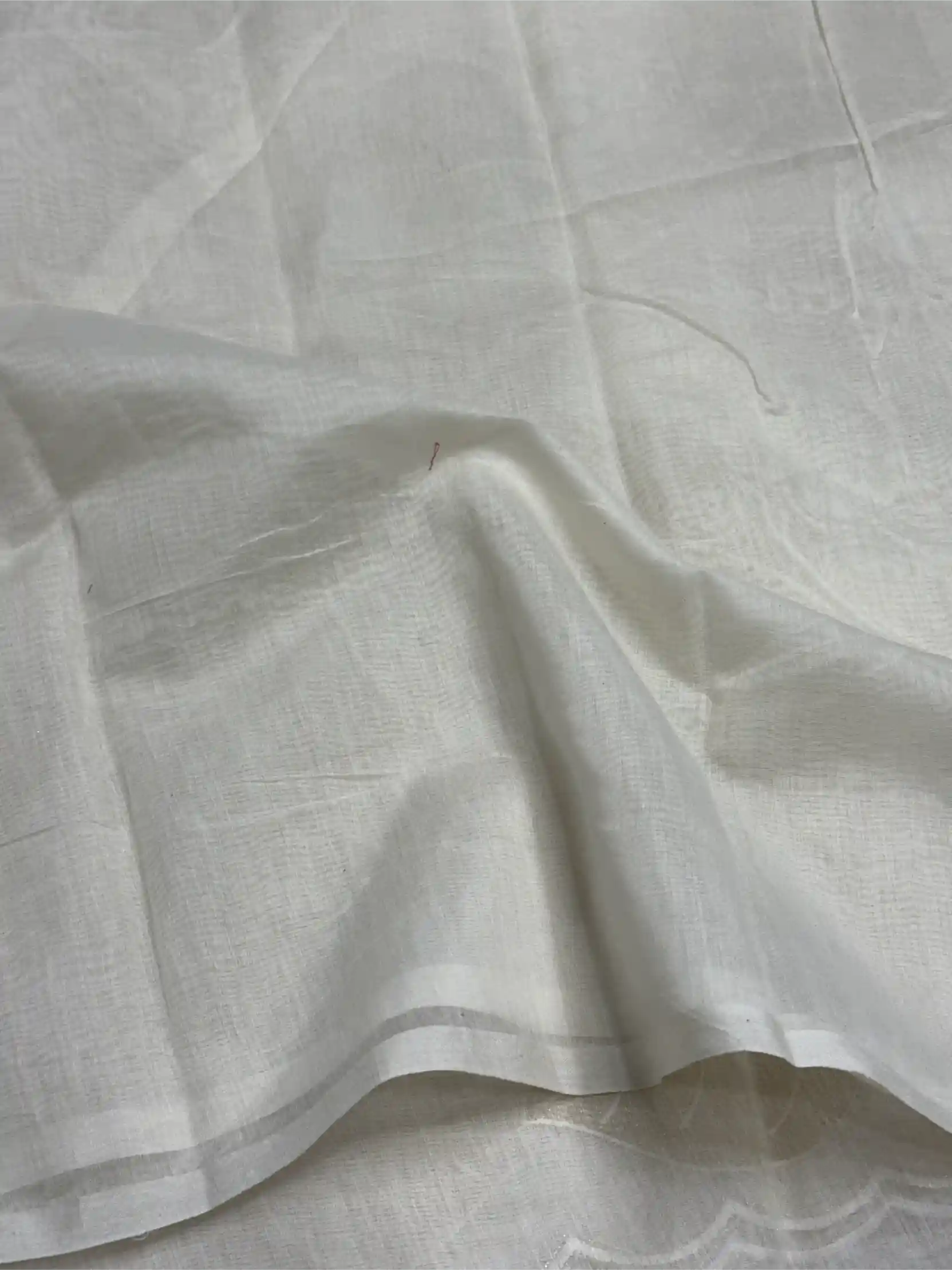 Light Cream Pure Mul Chanderi Appliqué Work Banarasi Saree - Image 4