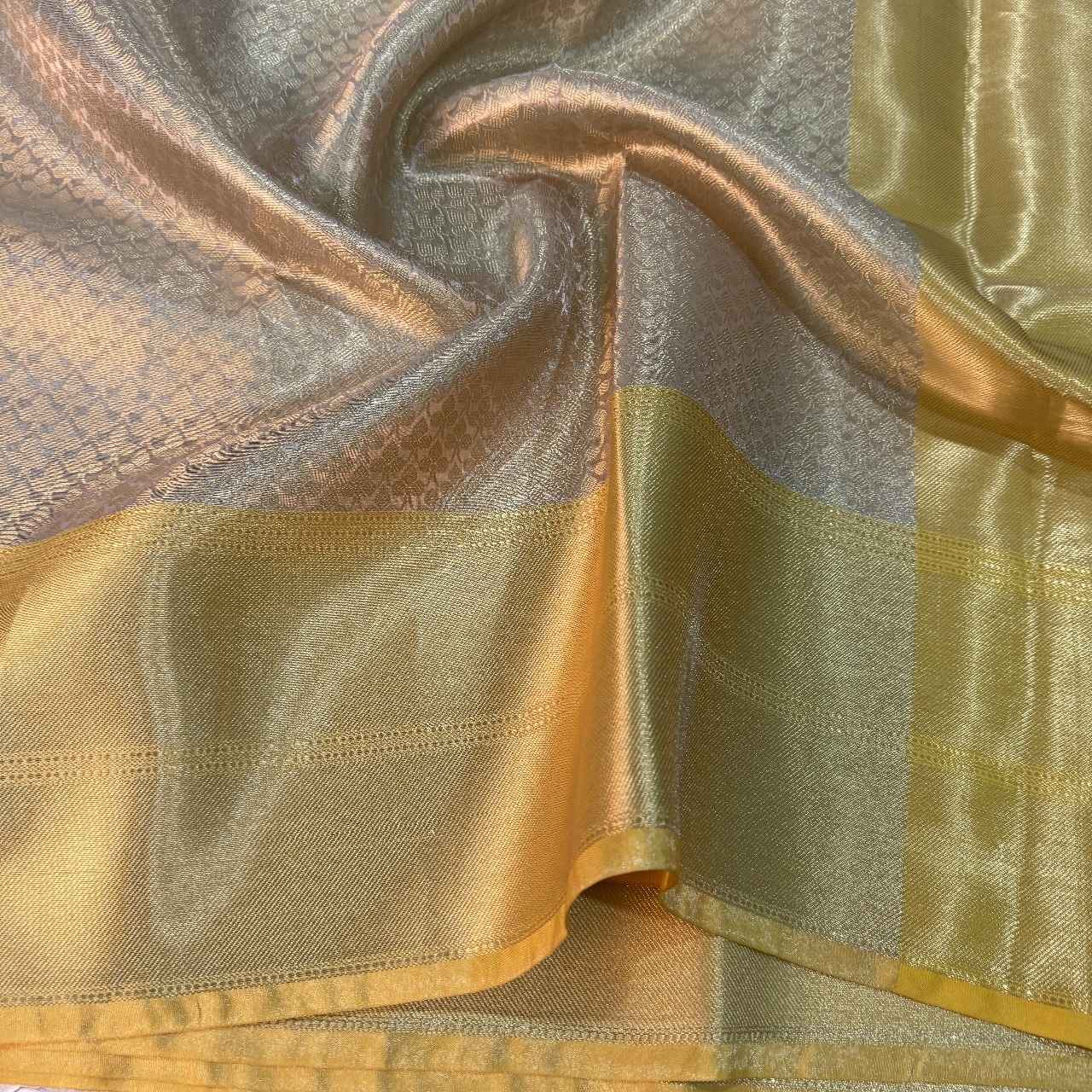 Janhvi Kapoor Inspired Tissue Silk Banarasi Saree - Image 6