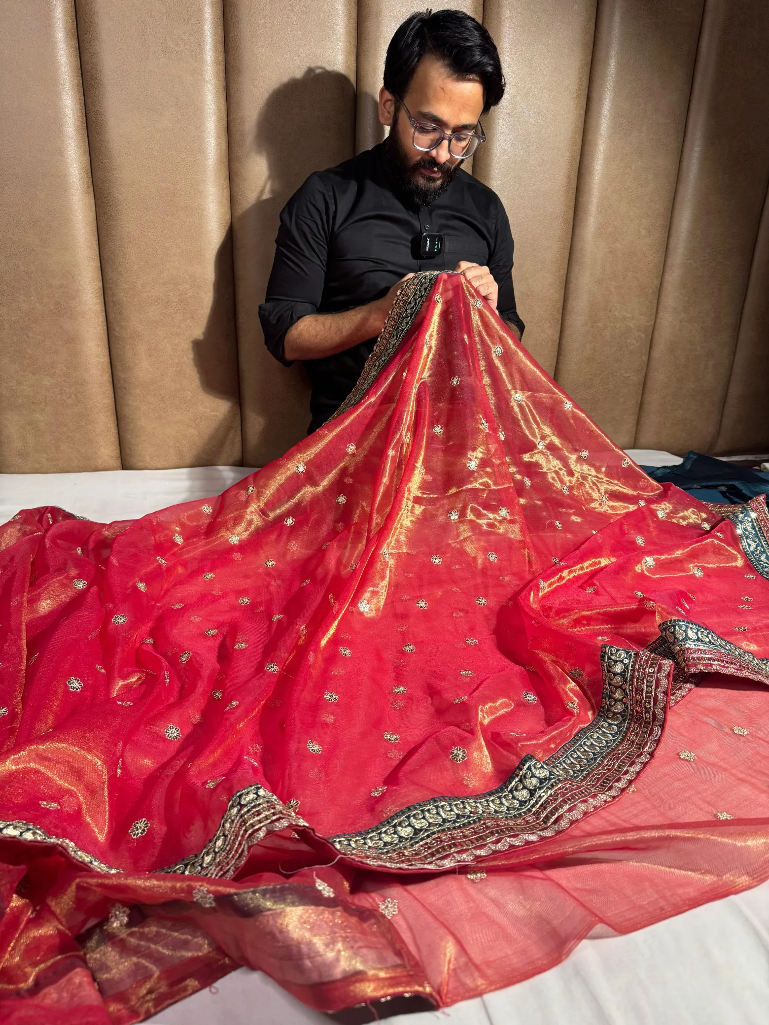 Metallic pink shimmery tissue silk designer saree - Image 3