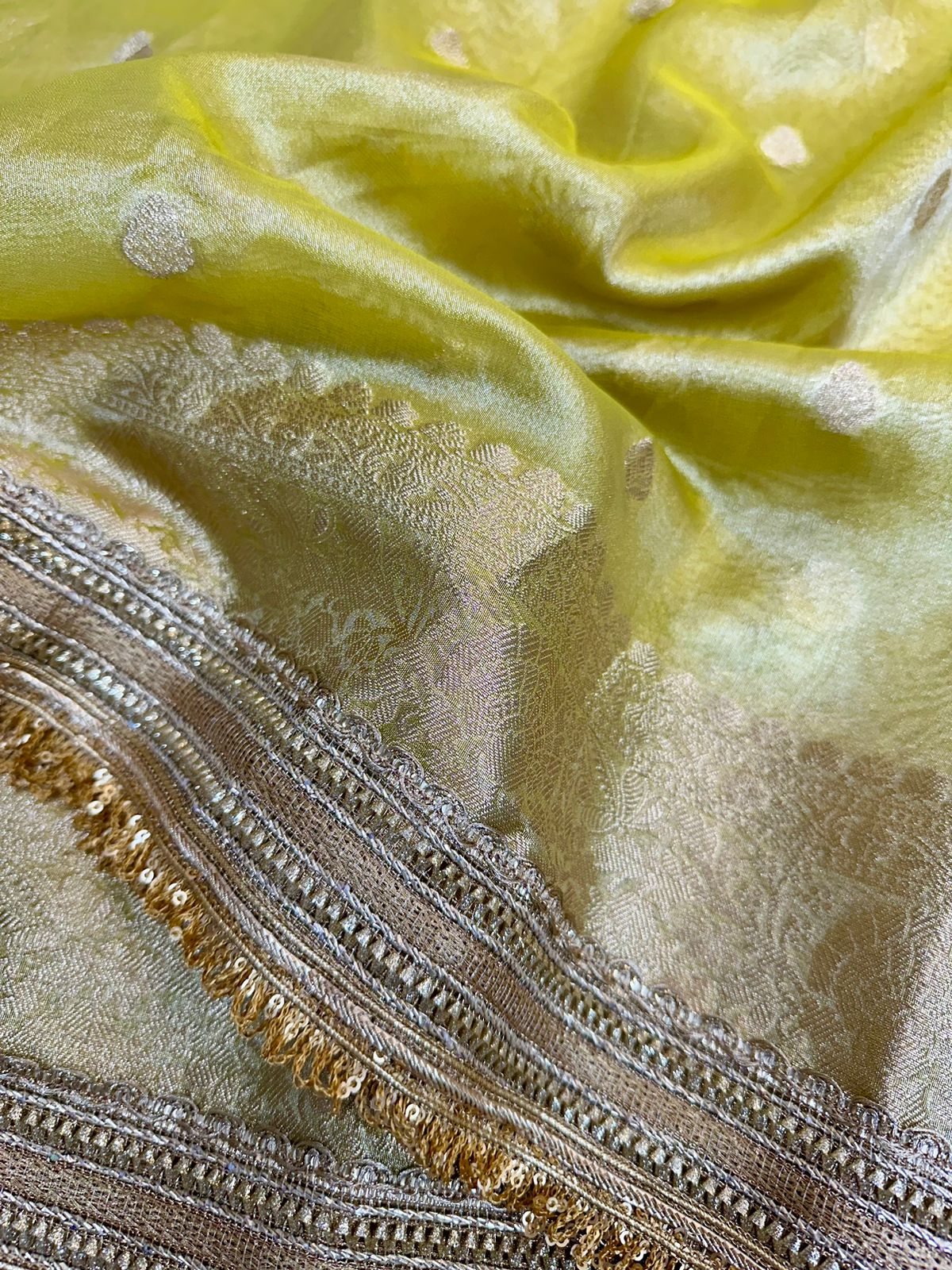 Olive Green Tissue Silk Lace Attached Banarasi Saree - Image 2