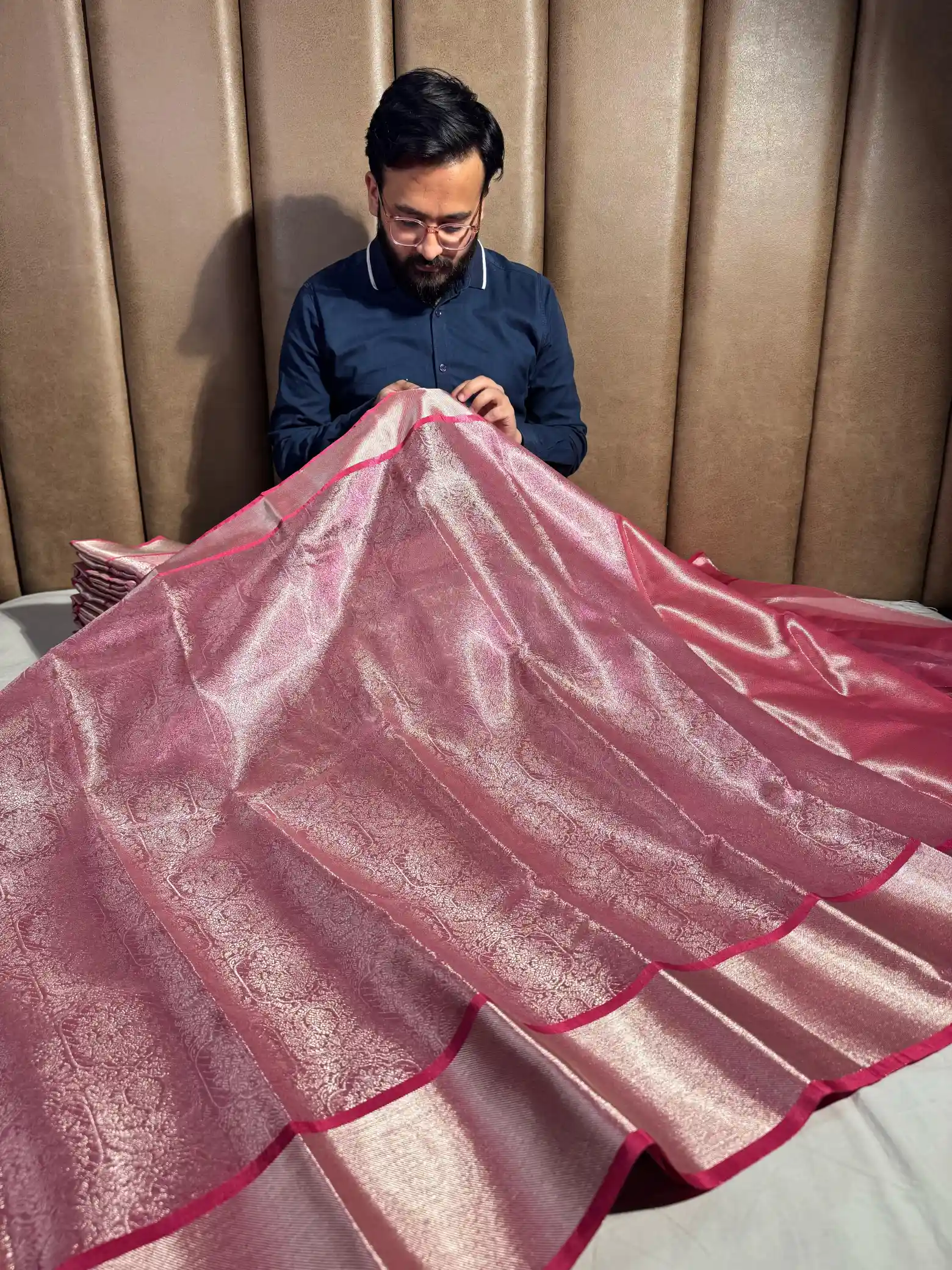 Premium Pink Banarasi Glass Tissue Saree with Dual Tone - Image 3