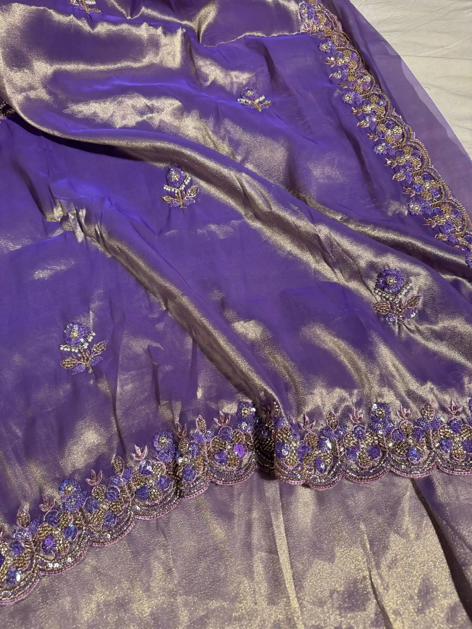 Purple Shimmery Tissue Silk Handwork Banarasi Saree - Image 2