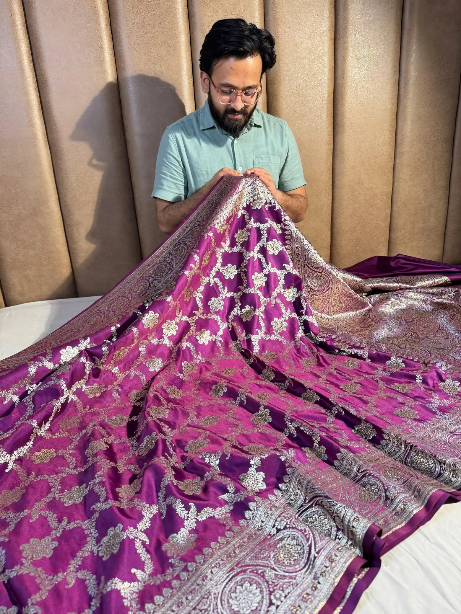 Purple Satin Silk Heritage Stone Work Banarasi Saree - Image 3