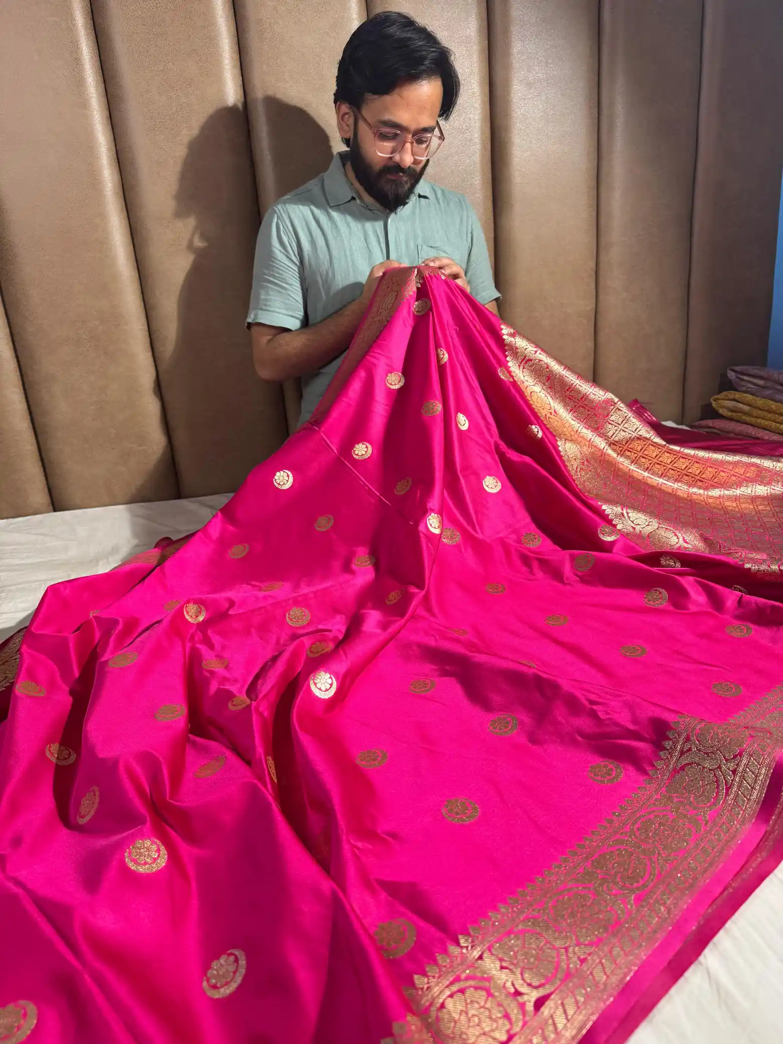Rani Pink Satin Silk Saree with Rich Texture Design and Classical Pallu - Image 3