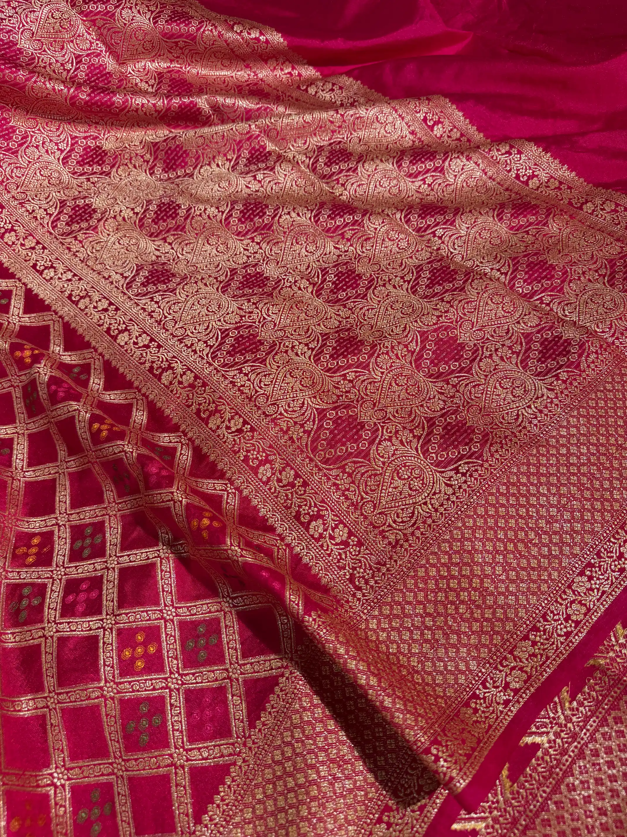Rani Pink Soft Georgette Silk Bandhani Banarasi Saree - Image 2