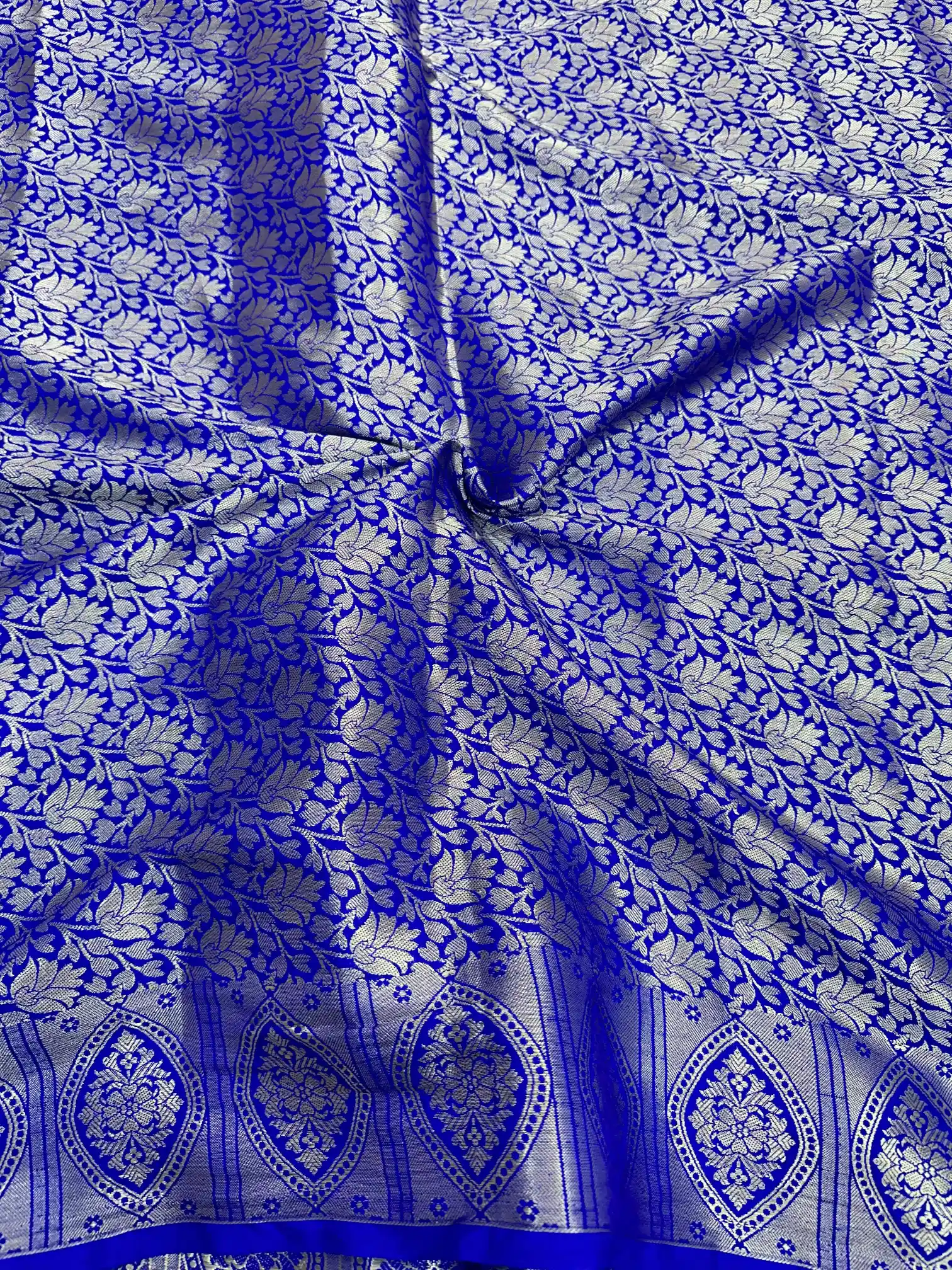 Royal Blue Chiniya Silk Heavy Lace Attached Banarasi Saree - Image 4