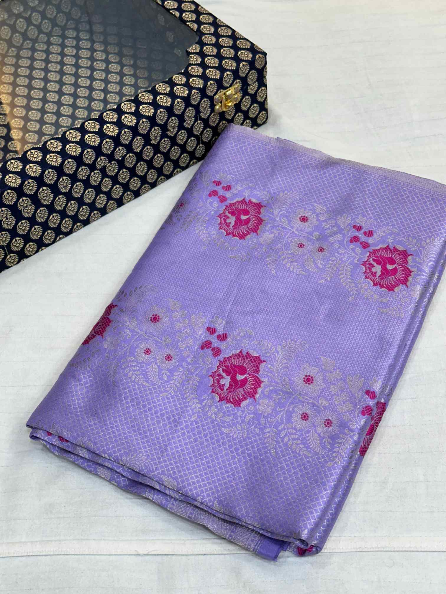 Subtle Lavender Contemporary Weave Pure Katan Saree - Image 2