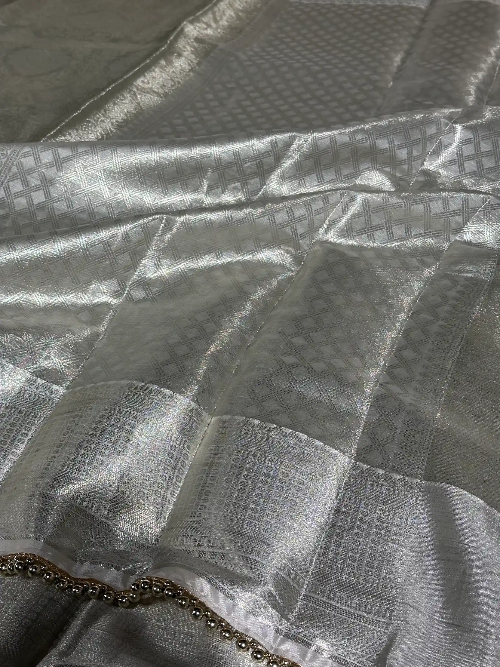 Water Zari Weave Kanjivaram Tissue Lace Attached Silk Saree - Image 4