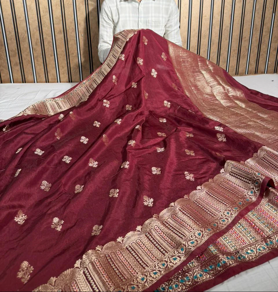 Wine Eccentric Chinia Silk Banarasi Saree - Image 2
